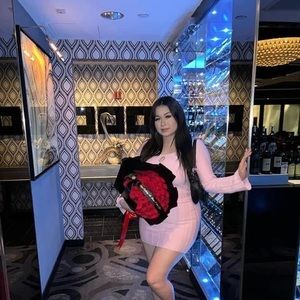 Meet your Posher, Jocelyn